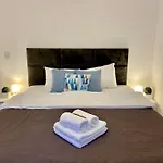 公寓 Living Point Center *