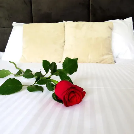 Living Point Center Apartman Varsó