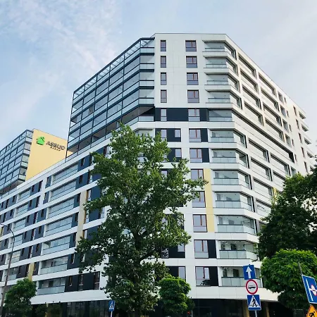 Living Point Center * Varsovie